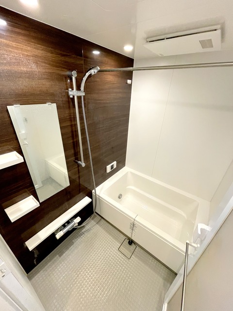 バス・シャワールーム　★追い焚き・浴室乾燥機付きのバスルーム★