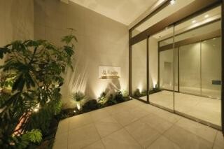 エントランス　エントランス