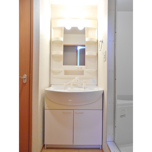 洗面設備　洗髪洗面化粧台