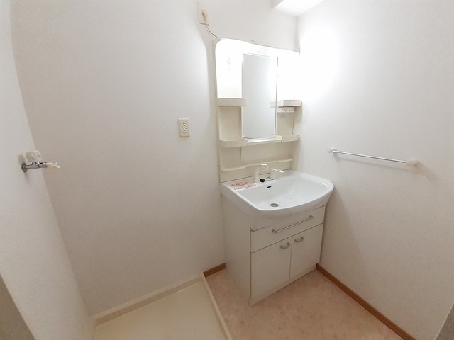 洗面設備　脱衣所、洗濯機置き場