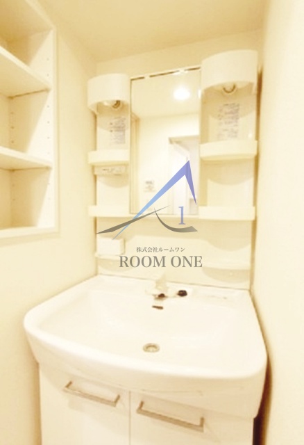 洗面設備　洗面台です。