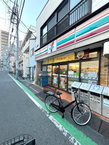 コンビニ　セブンイレブン 東日暮里店（コンビニ）まで146m