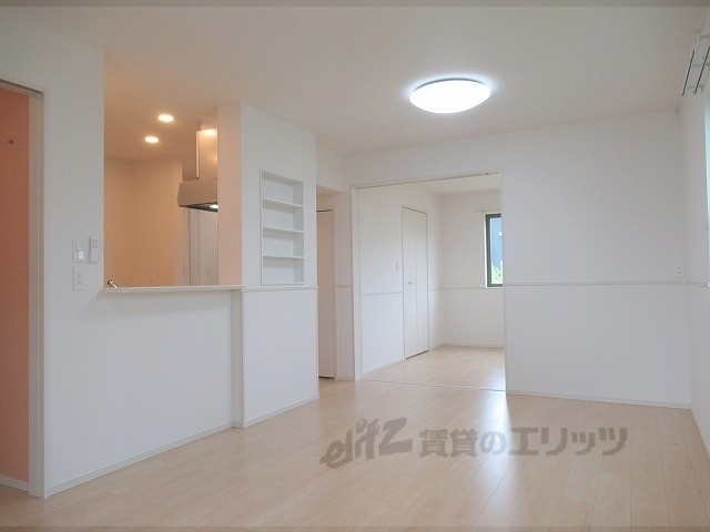 居室・リビング　リビング