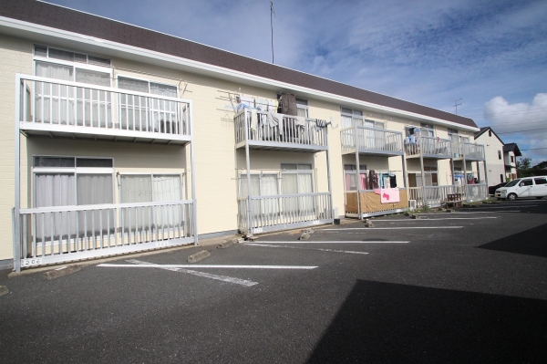 建物外観　平成27年7月に外壁塗装済!