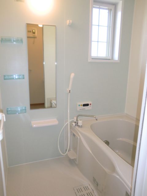 バス・シャワールーム　同型のお部屋です。