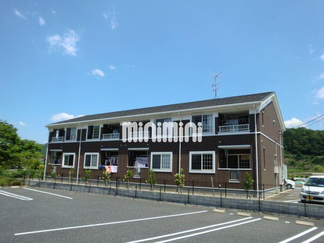 建物外観　国道へのアクセス良好です。