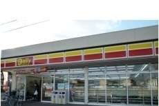 コンビニ　デイリ田村店さん（コンビニ）まで750m