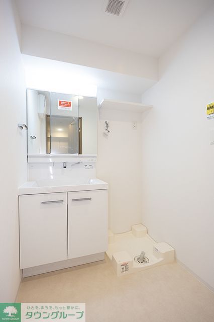 洗面設備　※写真は同タイプ住戸です。