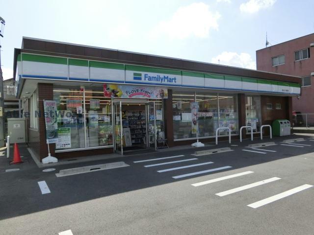 コンビニ　ファミリーマート春日井八事町店（コンビニ）まで164m