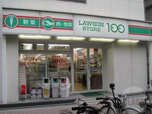 コンビニ　ローソンストア100東淀川小松店（コンビニ）まで106m