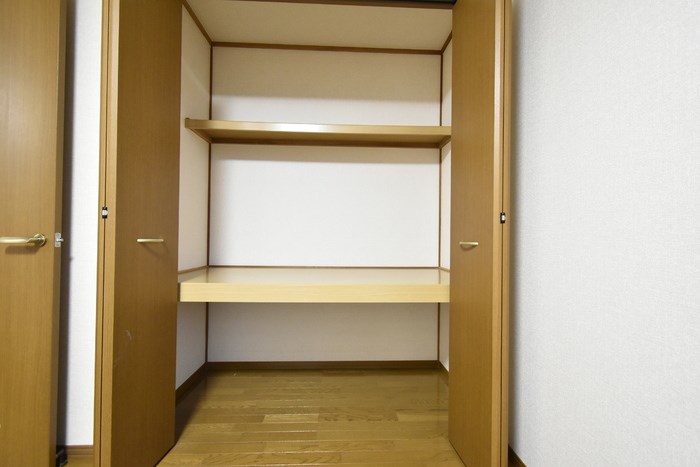 収納　各洋室に収納スペースあります