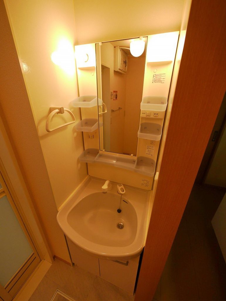 洗面設備　シャンプドレッサー