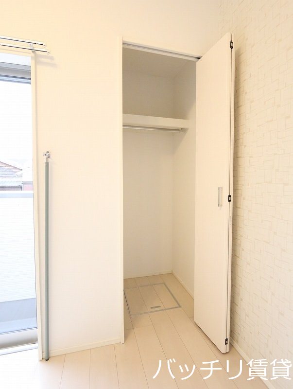 収納　同型タイプの為、現状を優先致します。