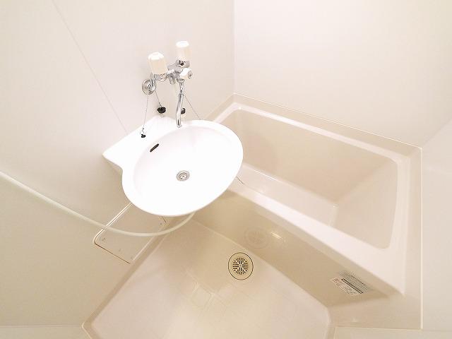 バス・シャワールーム　きれいなお風呂です
