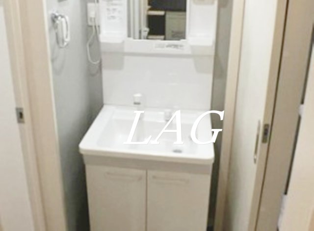 洗面設備　洗面台です。