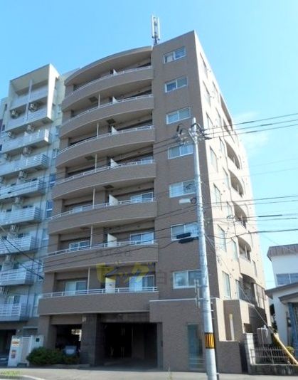 建物外観　Ｗｉ－Ｆｉ付きネット無料採用の広々２ＬＤＫです♪