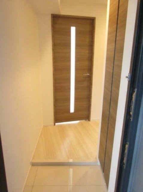 玄関　別部屋同仕様