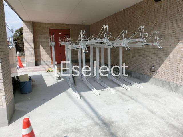 駐車場　駐輪場