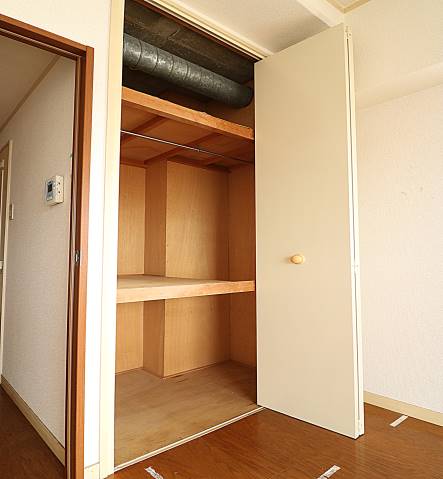 収納　お荷物か多い方でも安心の収納です