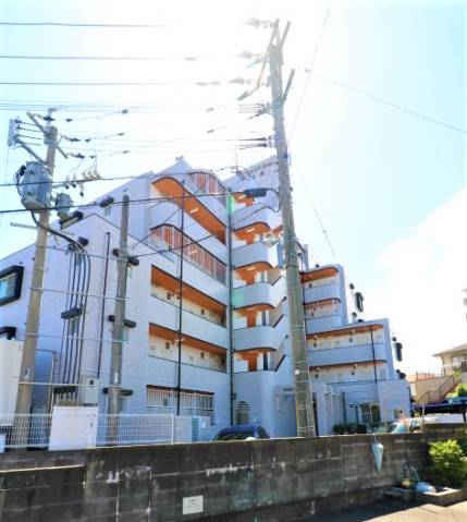 建物外観　おしゃれ外観ですね。