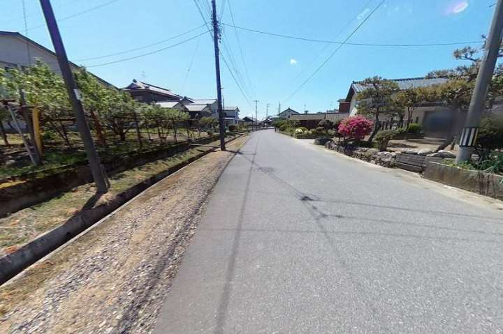 その他　前面道路（その他）まで0m