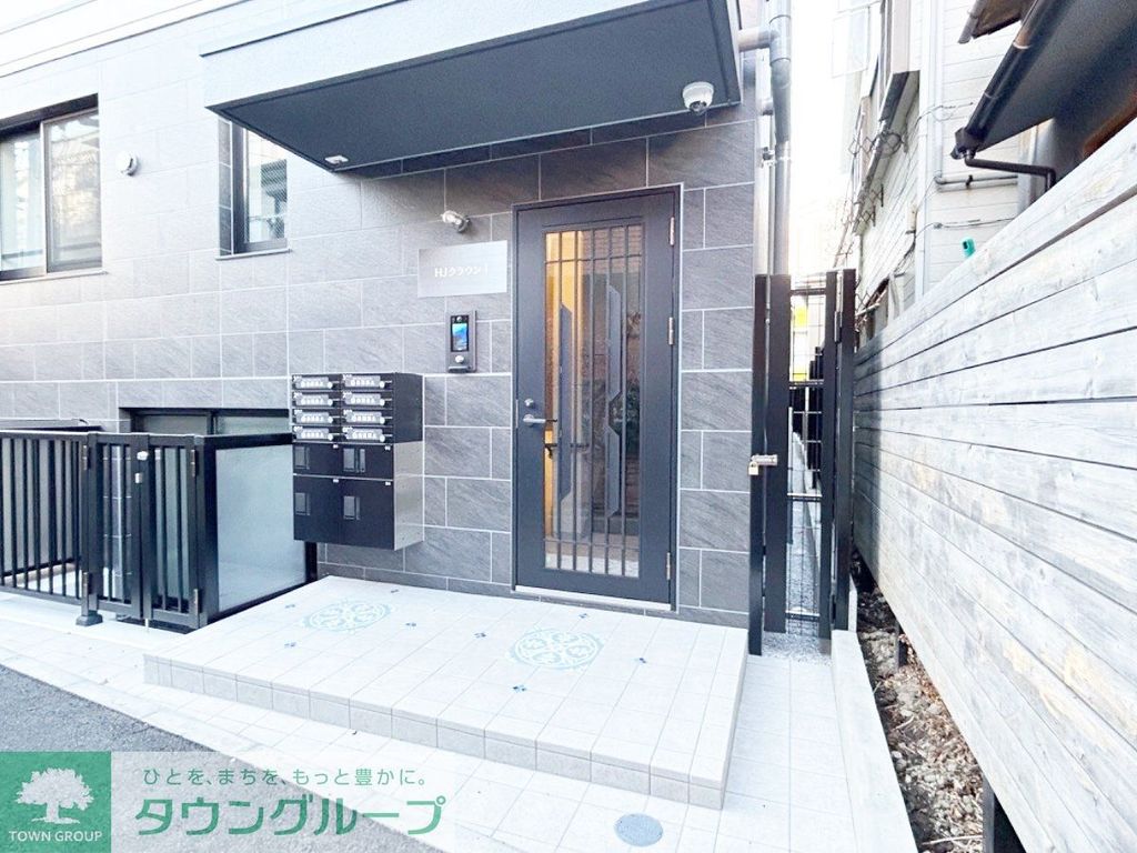 エントランス　部屋探しは株式会社　タウンハウジング　までお気軽にお問合せ…