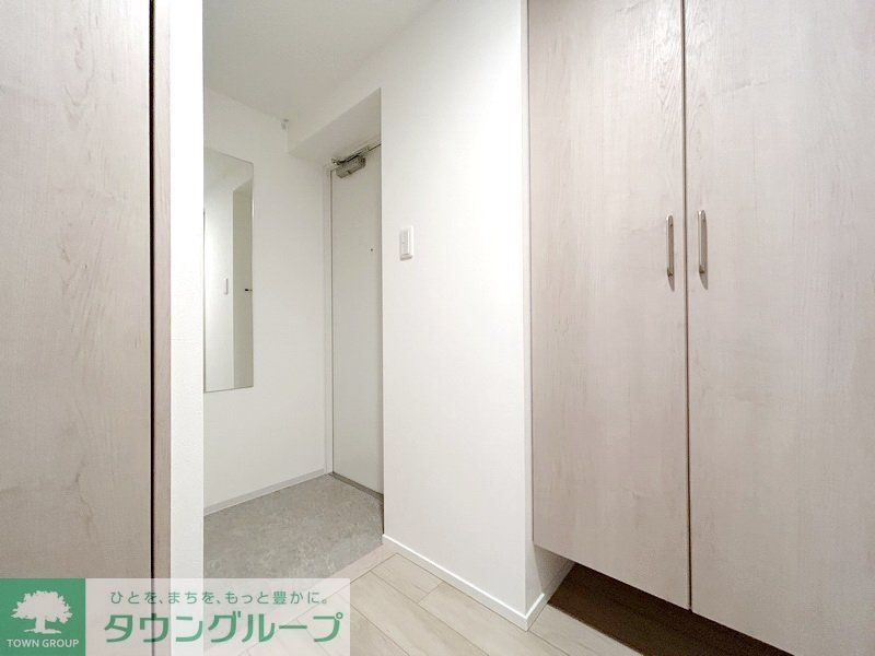 玄関　お部屋探しは株式会社　タウンハウジング　までお気軽にお問合…