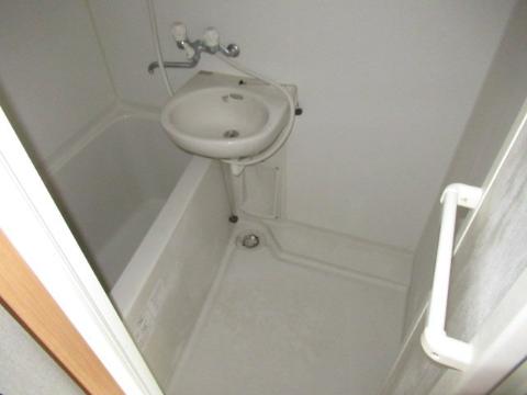 バス・シャワールーム　バス