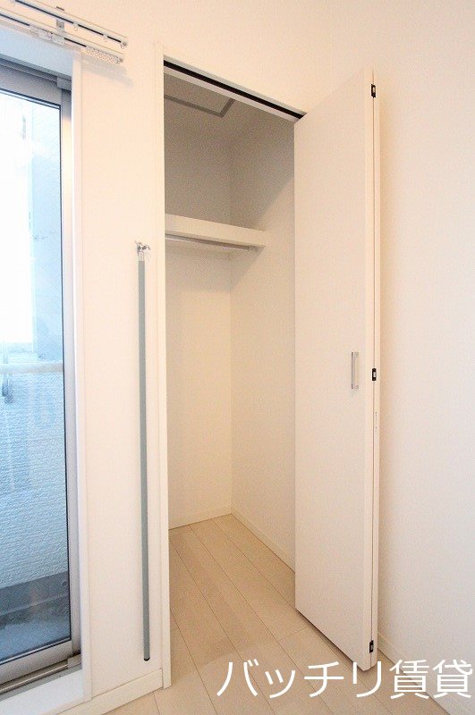 収納　同型タイプの為、現状を優先致します。