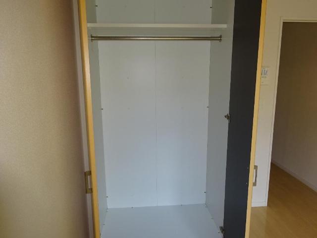 収納　クローゼット