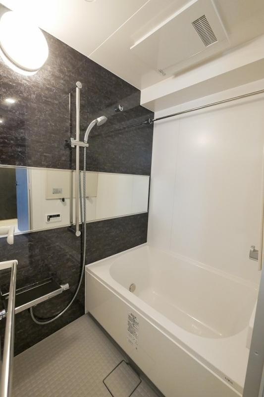 バス・シャワールーム　☆ゆったりくつろげるお風呂☆