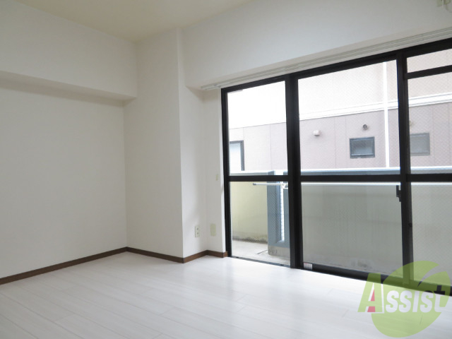 居室・リビング　７．５帖のリビングルームです。広々してますね。