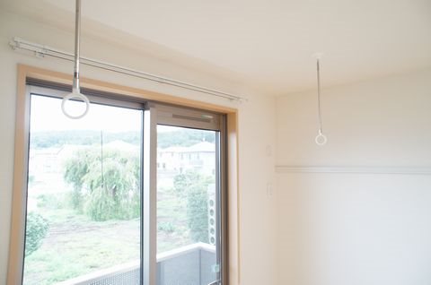 その他設備　室内物干し