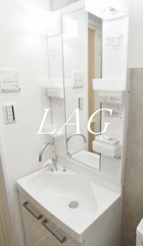 洗面設備　独立洗面台です。