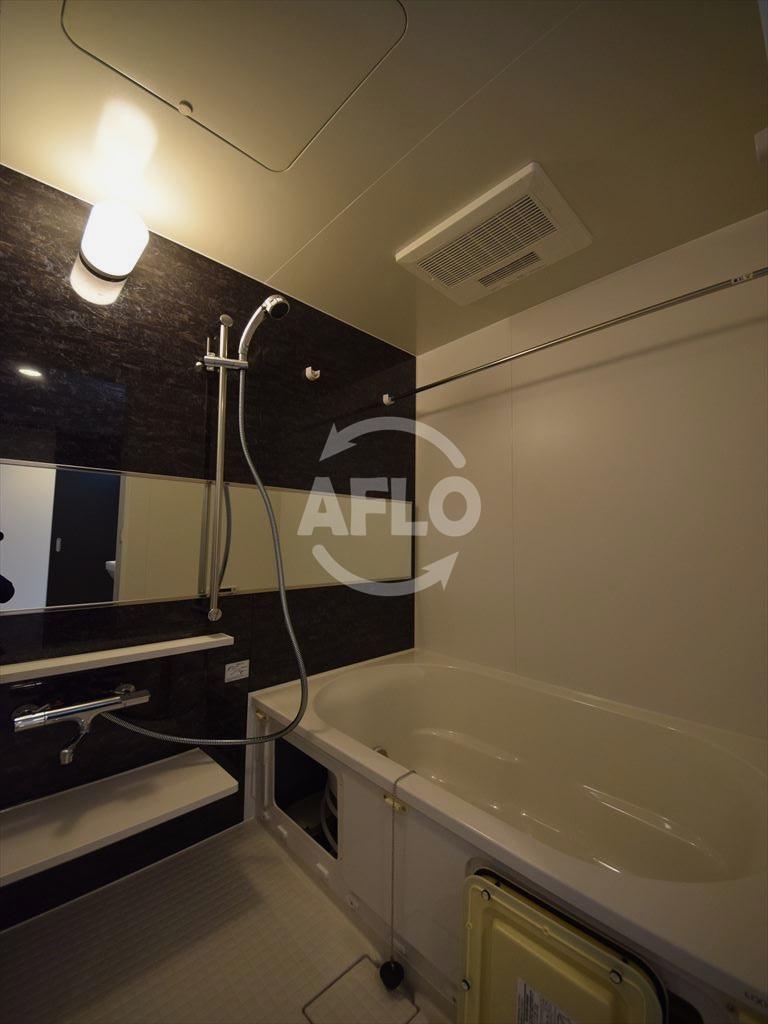 バス・シャワールーム　サナップ難波東　浴室換気乾燥暖房機付バスルーム