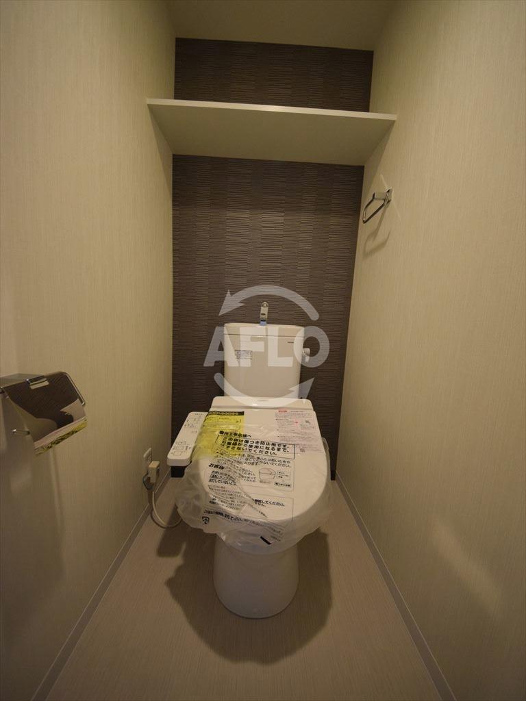 トイレ　サナップ難波東　温水洗浄便座