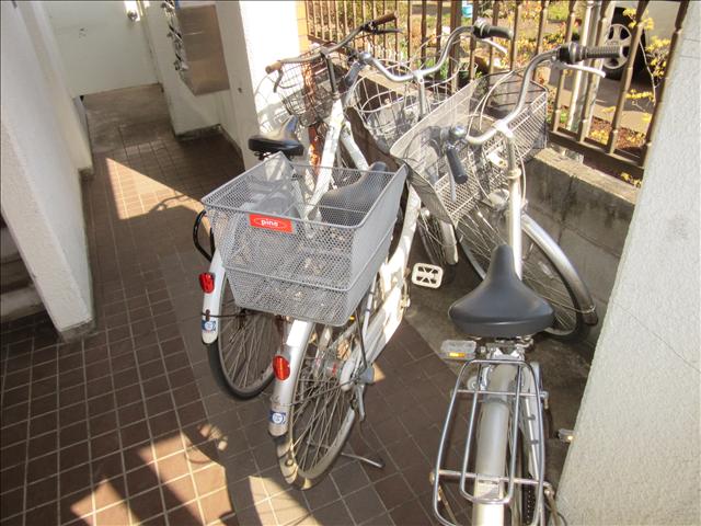 駐車場　自転車置き場です