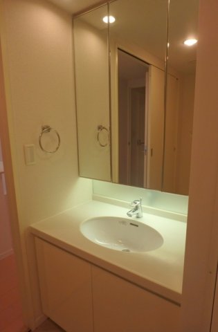 洗面設備　☆嬉しい独立洗面台☆