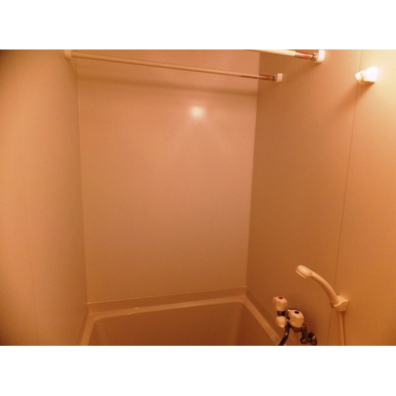 バス・シャワールーム　日々の疲れを癒すお風呂付です