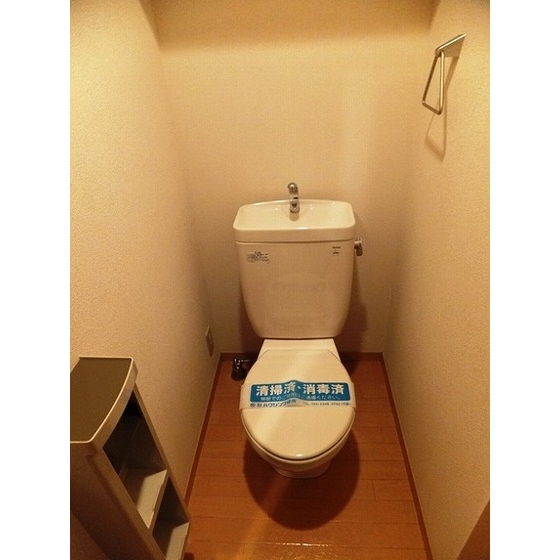 トイレ　ゆったりとした空間のトイレです