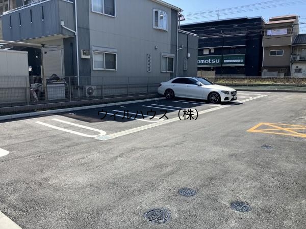 駐車場　駐車場！