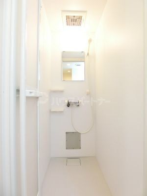 バス・シャワールーム　シャワールーム