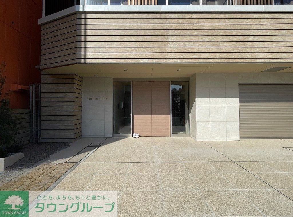 エントランス　エントランス