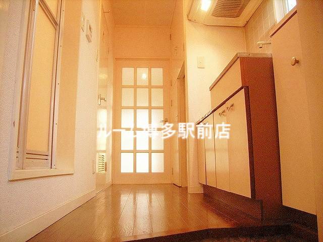 玄関　玄関スペース