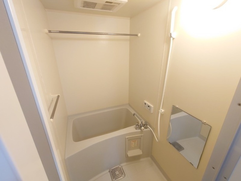 バス・シャワールーム　図面と現状に相違がある場合には現状を優先