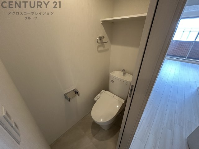 トイレ　温水洗浄便座機能付き♪