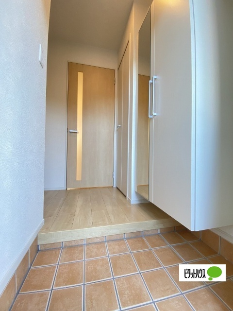 玄関　同一タイプ