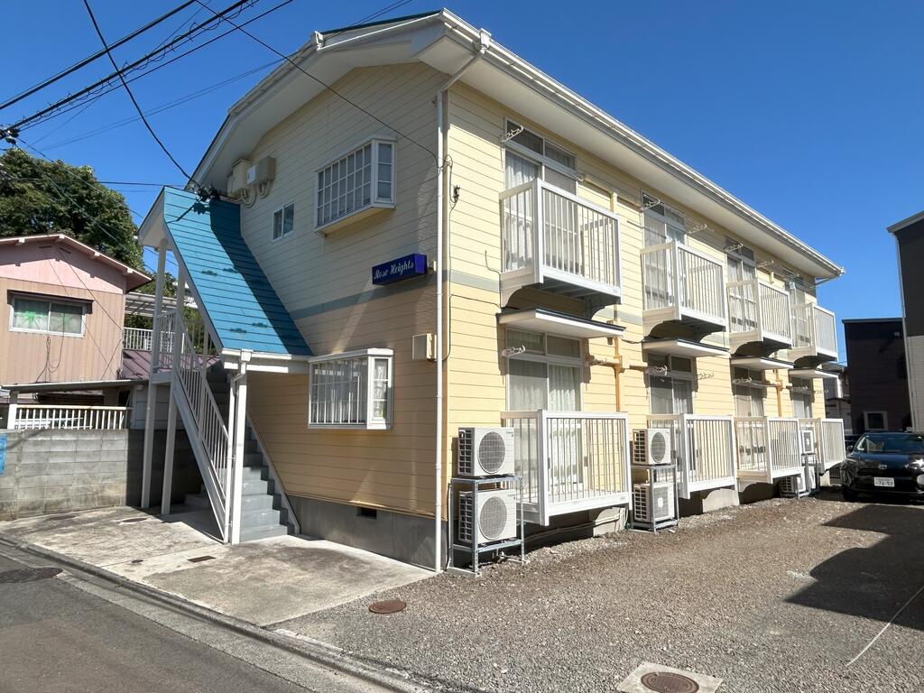 建物外観　外観南向