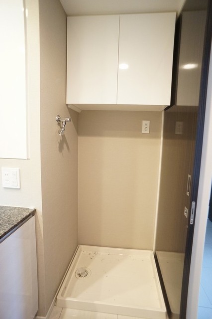 その他部屋・スペース　室内洗濯機置き場有り※前回募集時の写真です