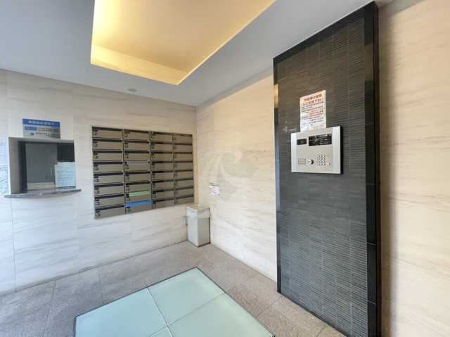 エントランス　グラントゥルース西日暮里